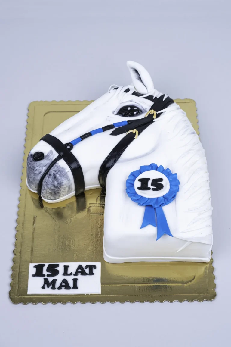 Tort w kształcie konia