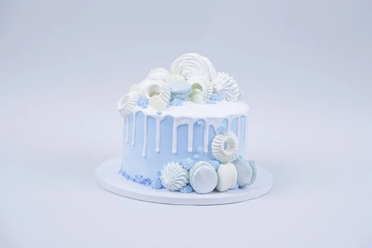 Tort białe sople i beza