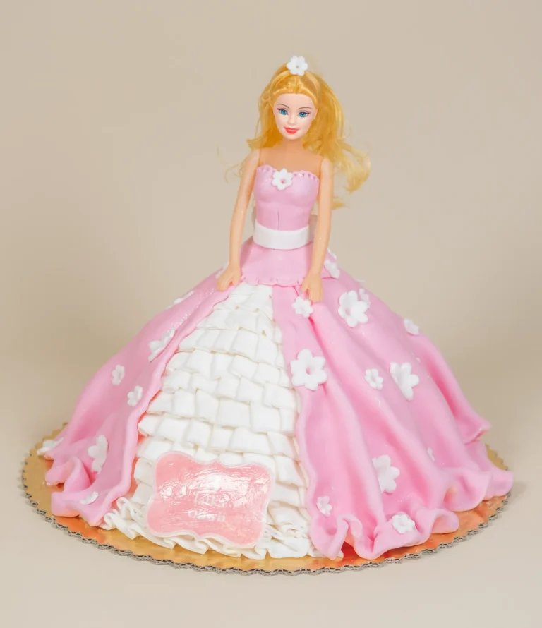 Tort księżniczka Barbie